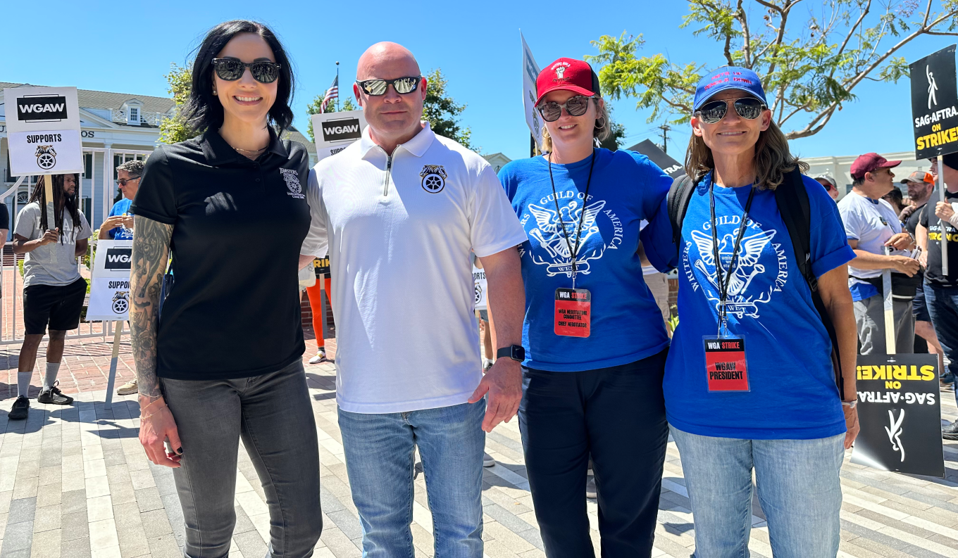 Ellen Stutzman with Teamsters Intl President Sean O’Brien, Teamsters Western Region Vice President Lindsay Dougherty, and WGAW President Meredith Stiehm