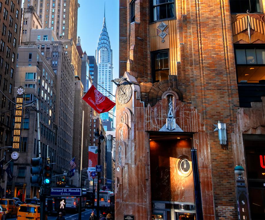 corner of Lexington Avenue showing the Cornell flag