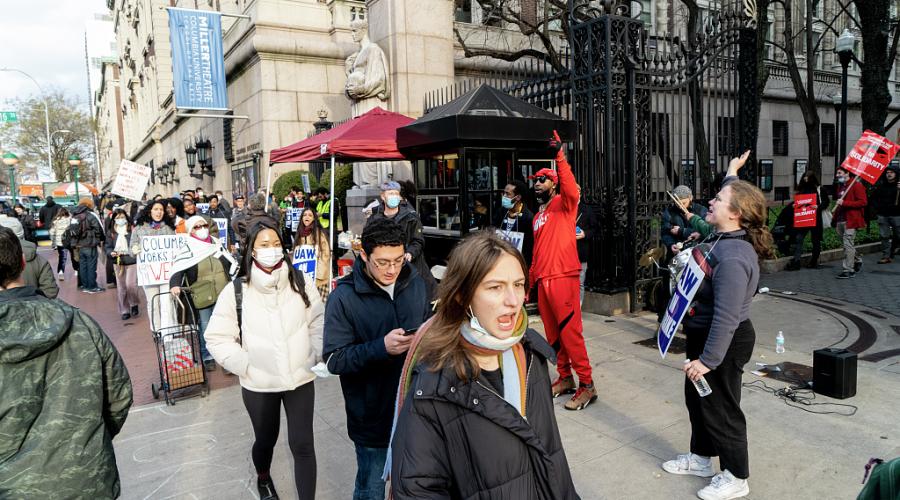 Columbia graduate workers on strike