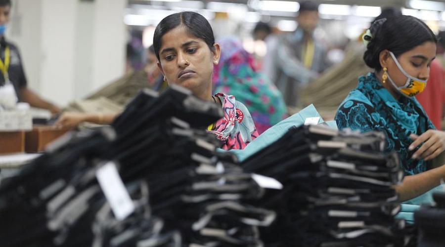 Better Work Programme - A worker in Bangladesh