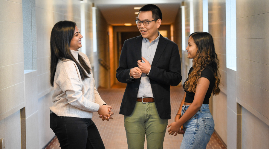 Shruthisri “Sri” Ravisankar ’25, Stephen Kim, and Samira Islam