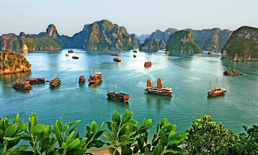 Vietnam Ha Long Bay