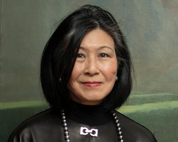 Headshot of Lisa Yang ’74 
